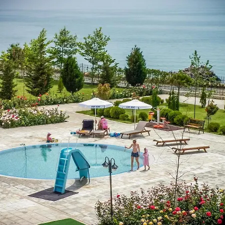 Prestige With Premier Access Daire *